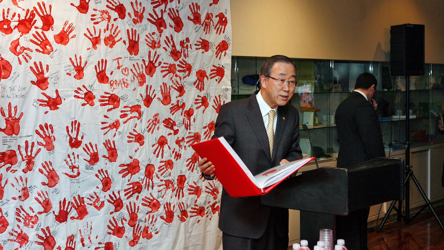 Secretary-General Ban Ki-moon (right) participates in the launch of the ""Red Hand Day Campaign"" to raise the global awareness of the plight of child soldiers through public protests, demonstrations and other activities.