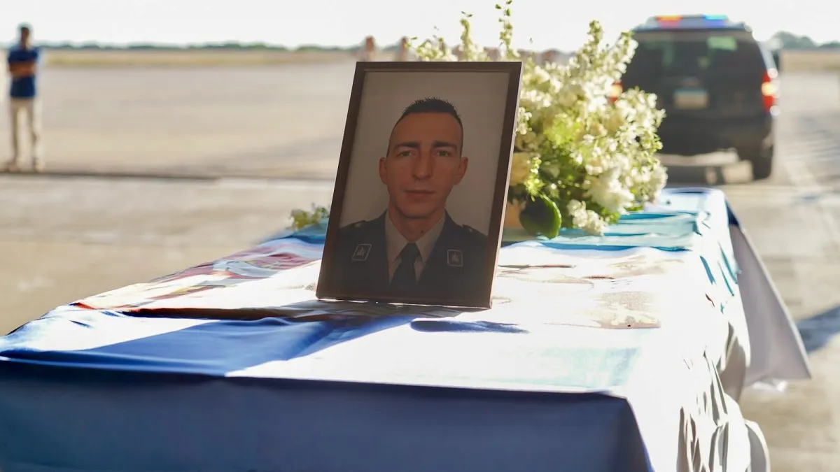 UNIFIL paid tribute to Staff Sergeant Milovan Jovanović of Serbia, who died after being critically injured when mortar shells struck his position near Marjayoun last Thursday. Sergeant Milovan Jovanović