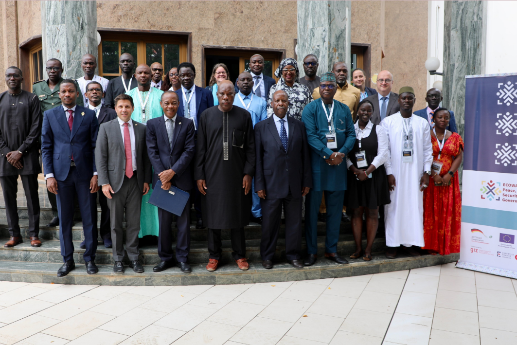 Group photo of high-level dialogue on the role of SSR in peacebuilding partnerships